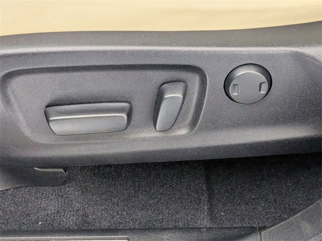 Used 2022 Lexus RX 350L FWD w/ Premium Package image 15