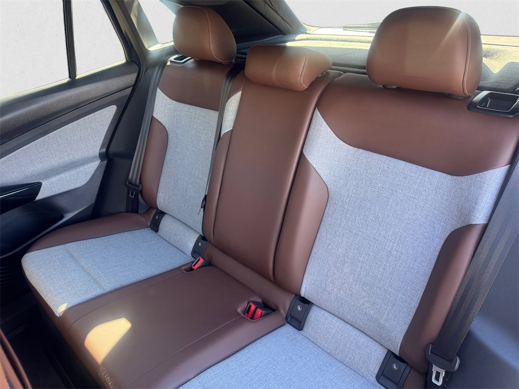 Certified 2023 Volkswagen ID.4 Pro image 13
