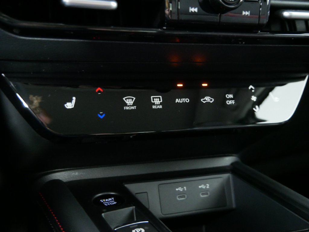 New 2027 Nissan Kicks SR AWD/4WD image 28