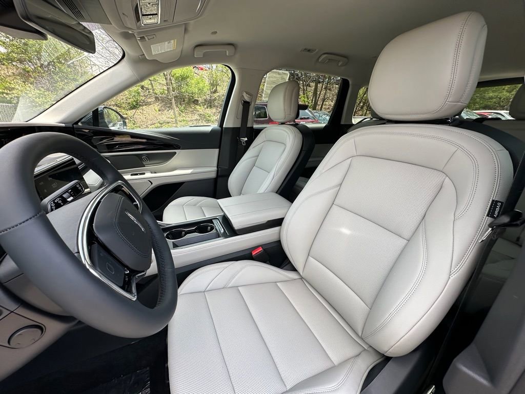 New 2026 Lincoln Nautilus Premier AWD/4WD image 15
