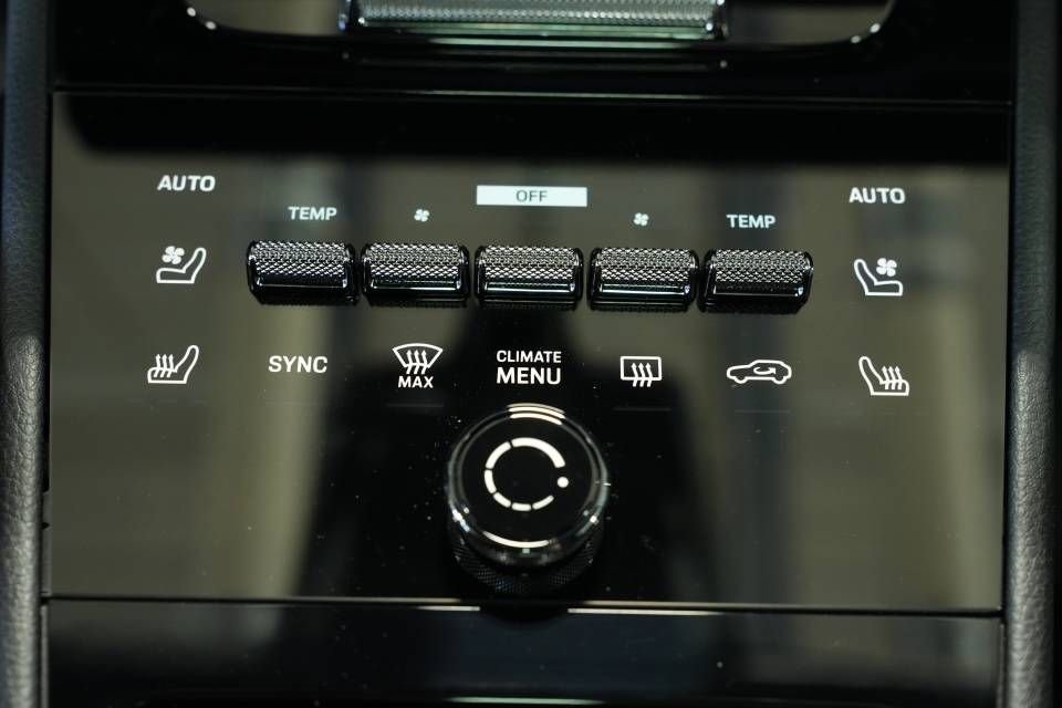 New 2026 Porsche Cayenne Coupe image 22