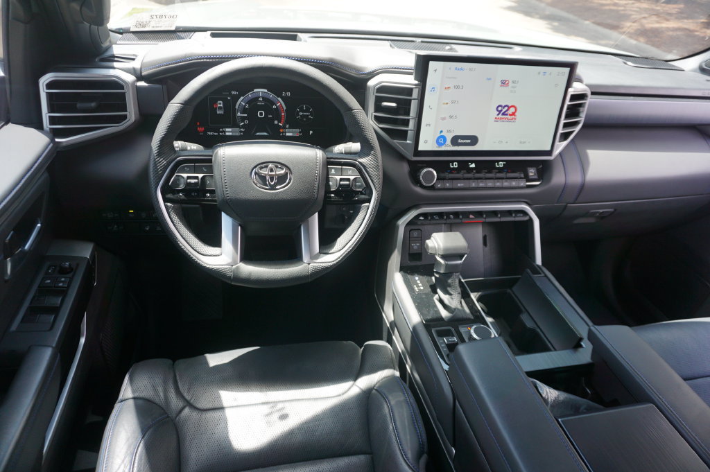 Used 2025 Toyota Tundra Platinum AWD/4WD image 6