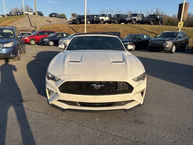 Used 2018 Ford Mustang Premium image 3