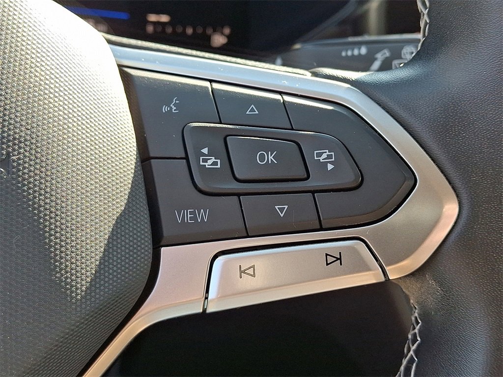 Used 2022 Volkswagen Taos SE image 23