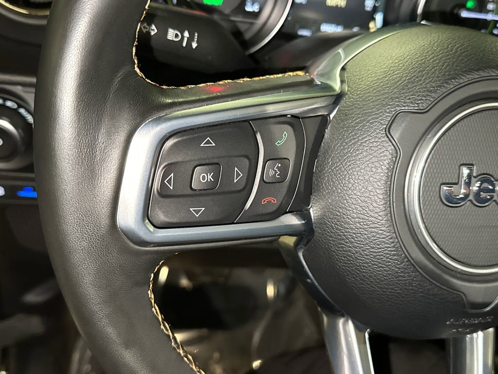 Used 2022 Jeep Wrangler Unlimited Sahara image 20