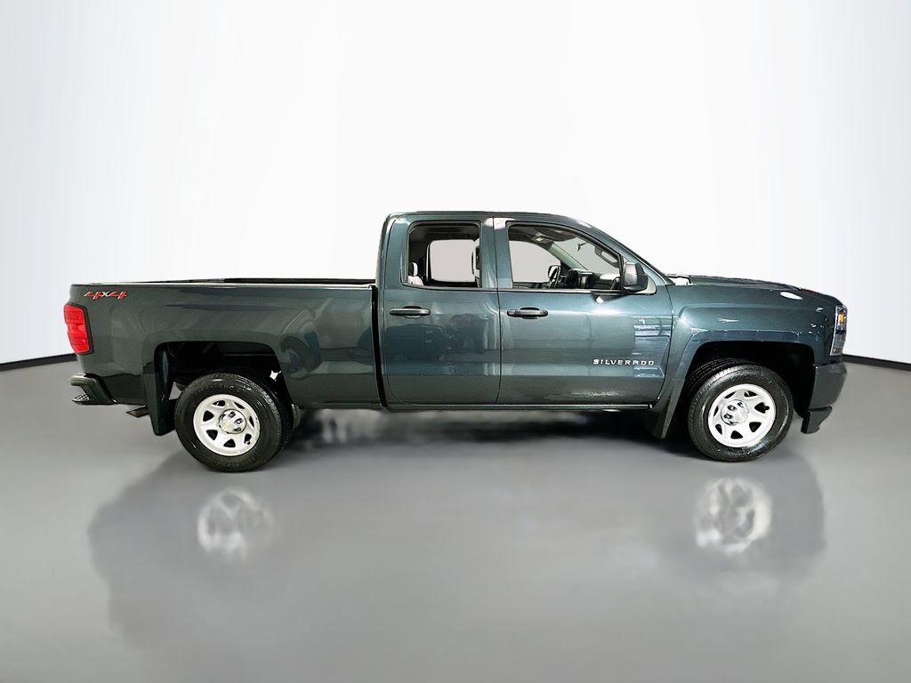 Used 2018 Chevrolet Silverado 1500 W/T w/ WT Convenience Package AWD/4WD image 8