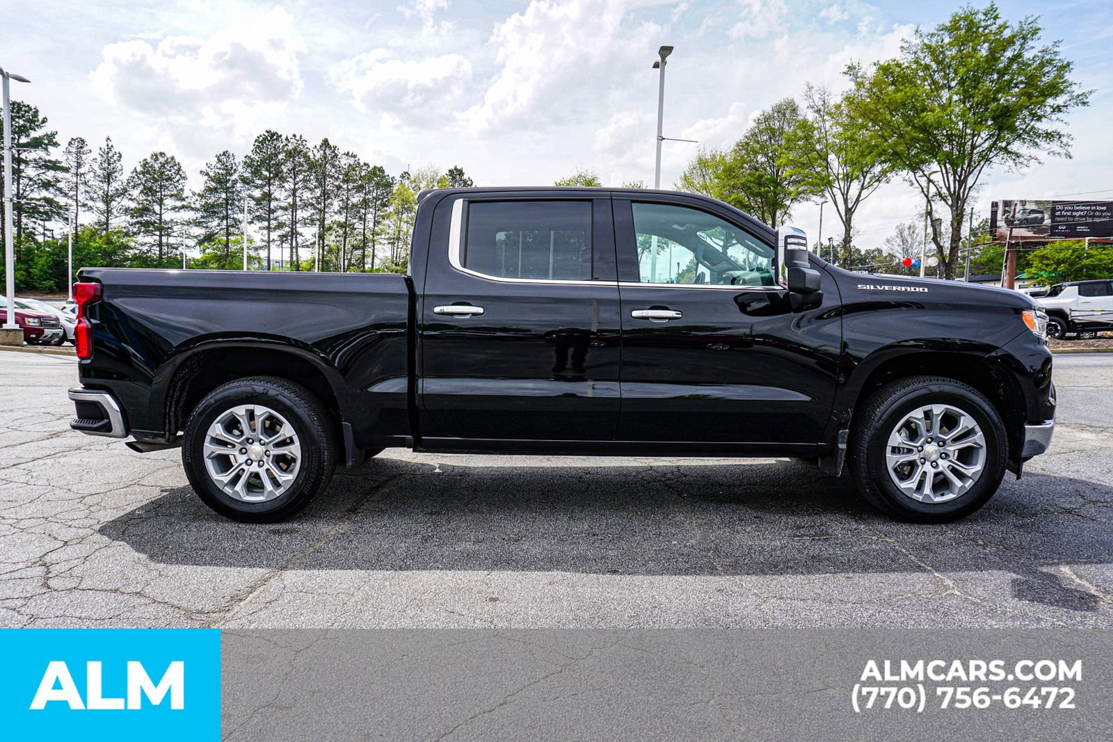 Used 2025 Chevrolet Silverado 1500 LTZ w/ LTZ Convenience Package II RWD image 11