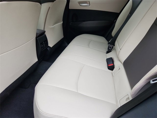 Used 2023 Toyota Corolla Cross XLE image 24