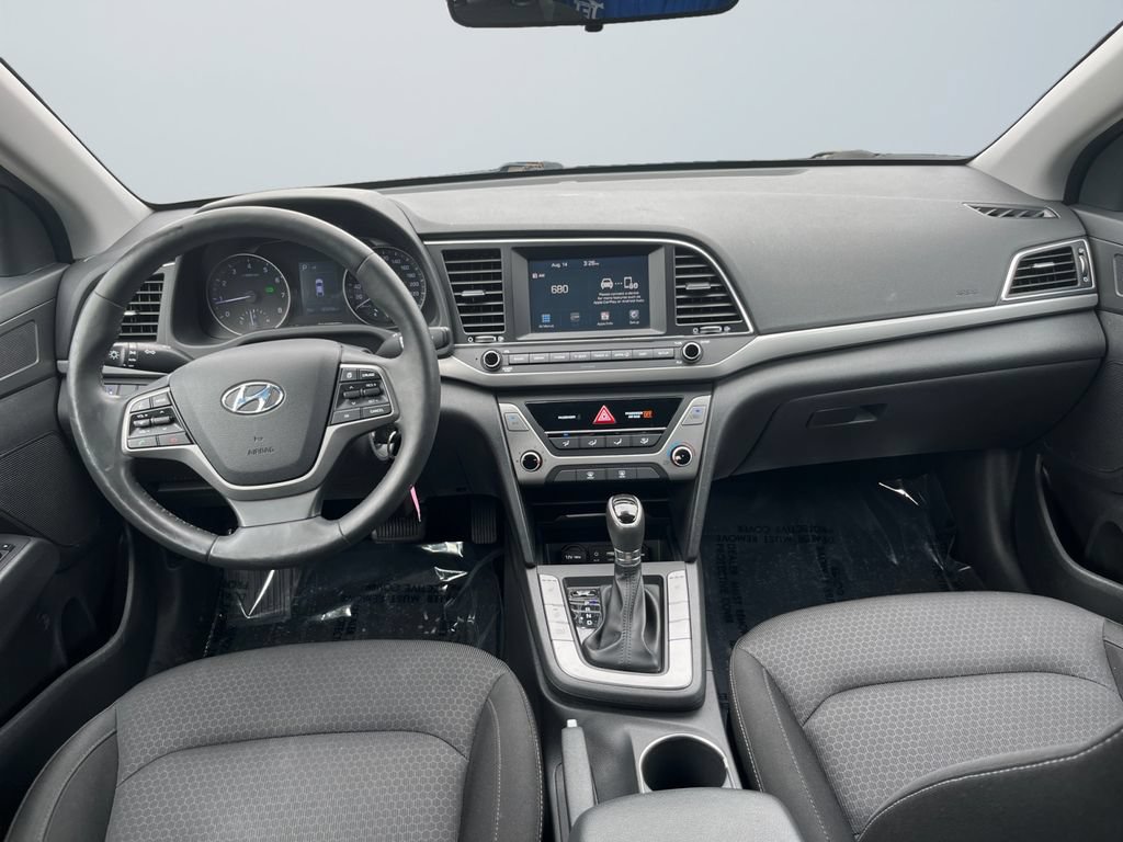 Used 2017 Hyundai Elantra Sedan FWD image 10