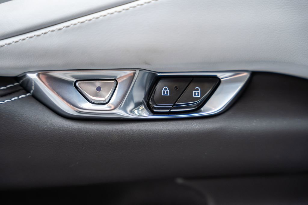 New 2026 Chevrolet Corvette Stingray Premium Cpe w/ 3LT image 38