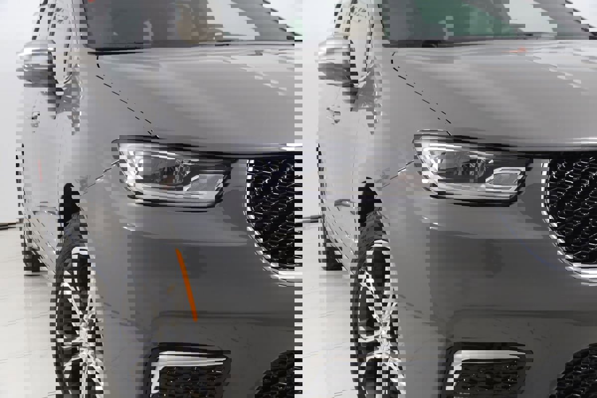 Used 2024 Chrysler Pacifica Pinnacle image 21