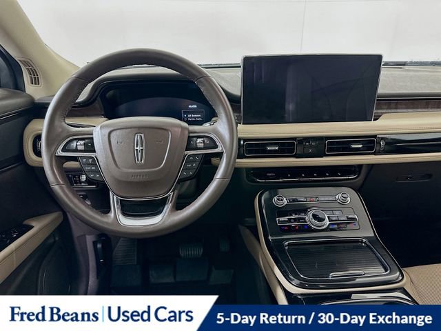 Used 2022 Lincoln Nautilus Reserve image 25