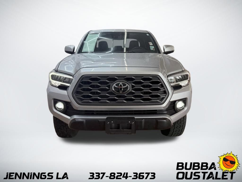 Used 2022 Toyota Tacoma TRD Off-Road AWD/4WD image 8
