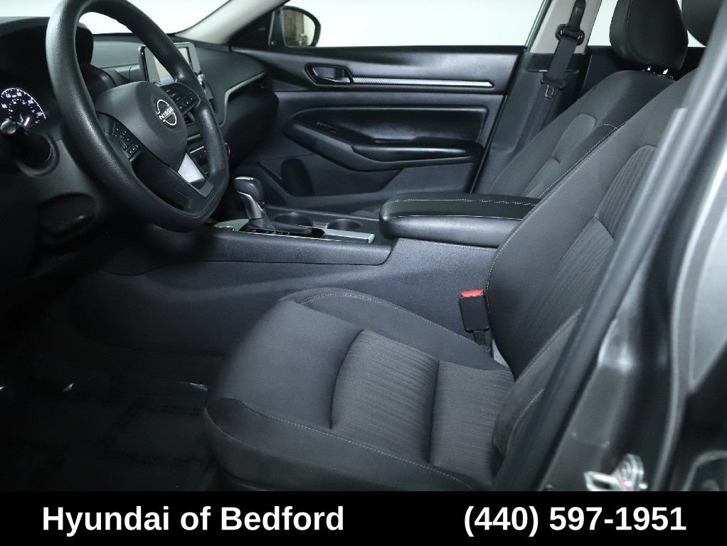 Used 2024 Nissan Altima 2.5 S FWD image 19