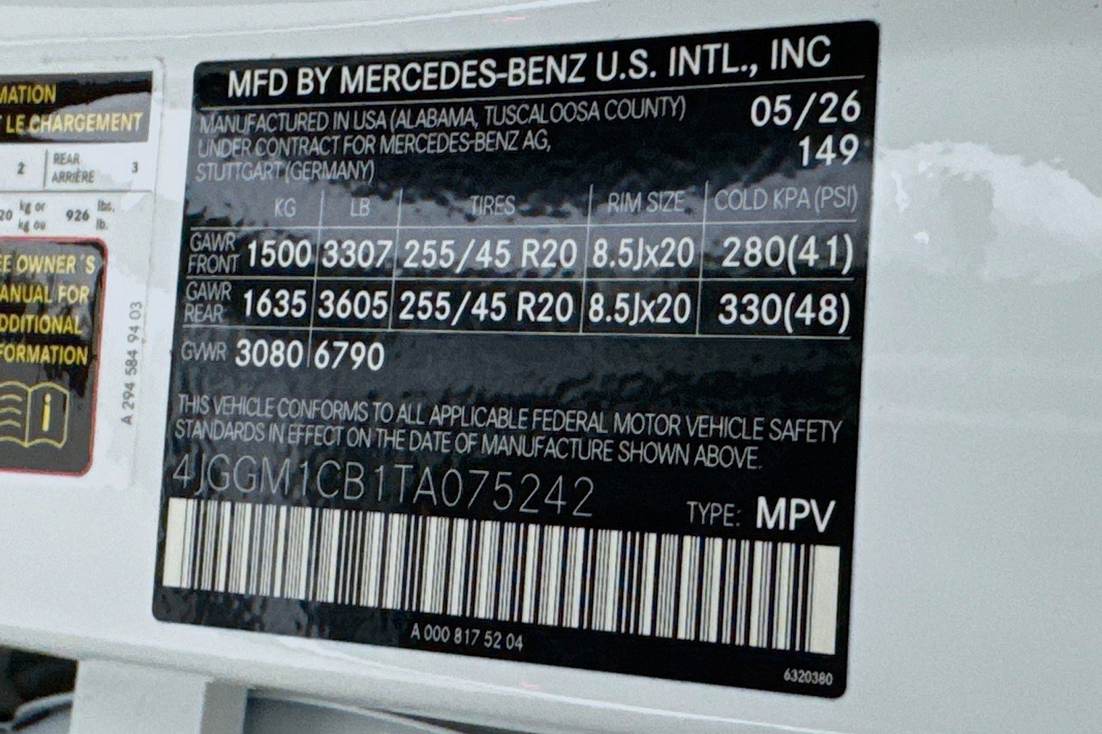 New 2026 Mercedes-Benz EQE 320 4MATIC SUV image 23