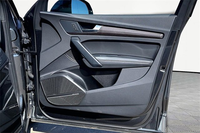 Used 2024 Audi Q5 2.0T Premium Plus w/ Premium Plus Package image 19