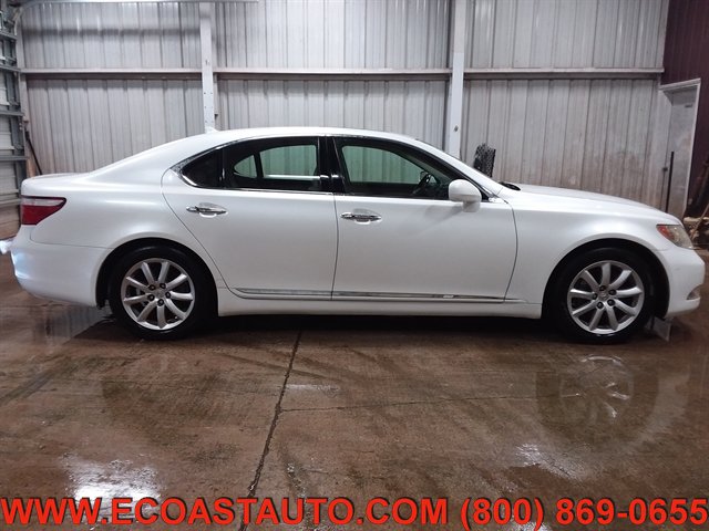 Used 2007 Lexus LS 460 RWD image 2