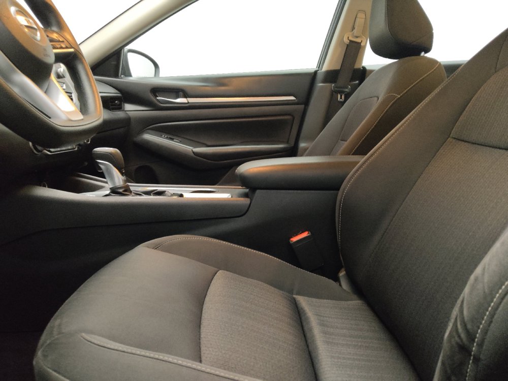 Used 2022 Nissan Altima 2.5 SV FWD image 17