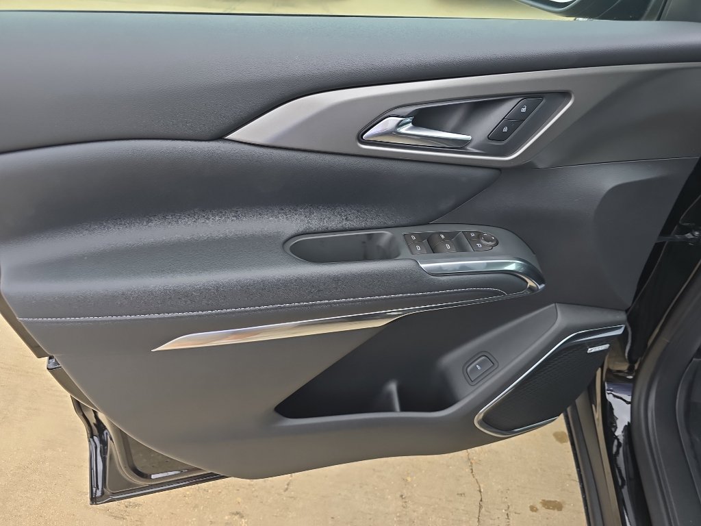 New 2026 Chevrolet Traverse LT w/ Enhanced Driving Package FWD image 19