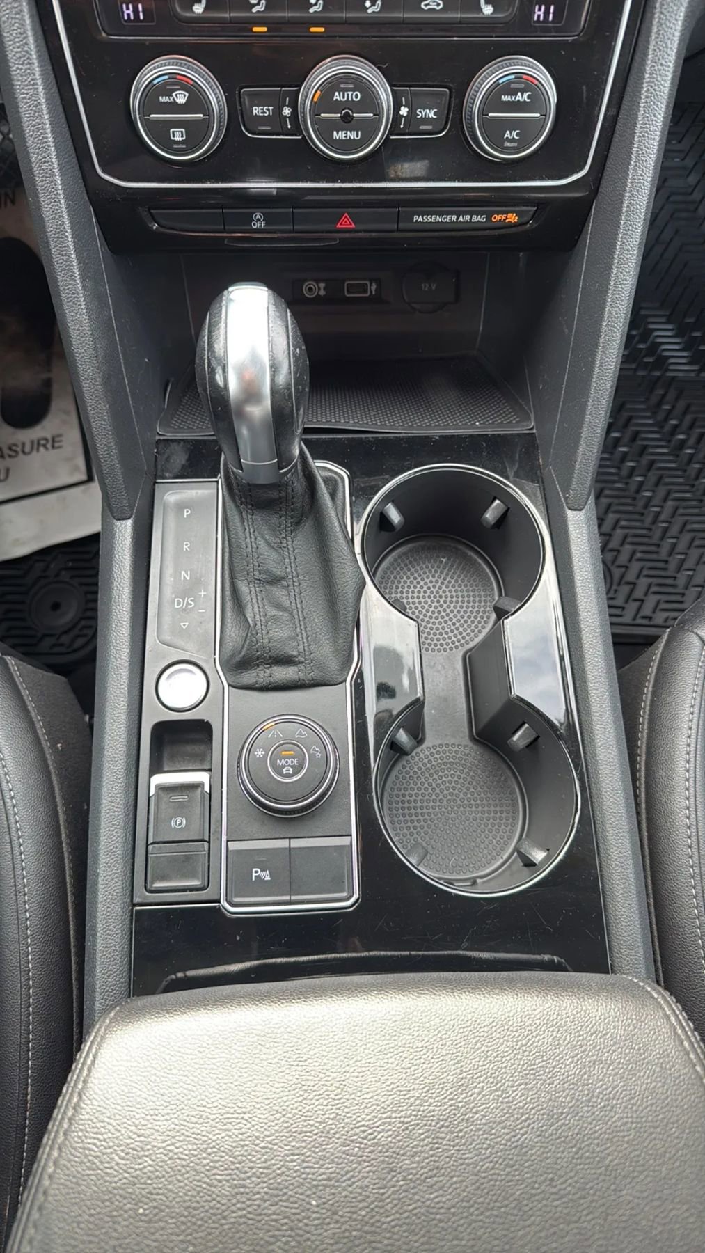 Used 2018 Volkswagen Atlas SEL image 20