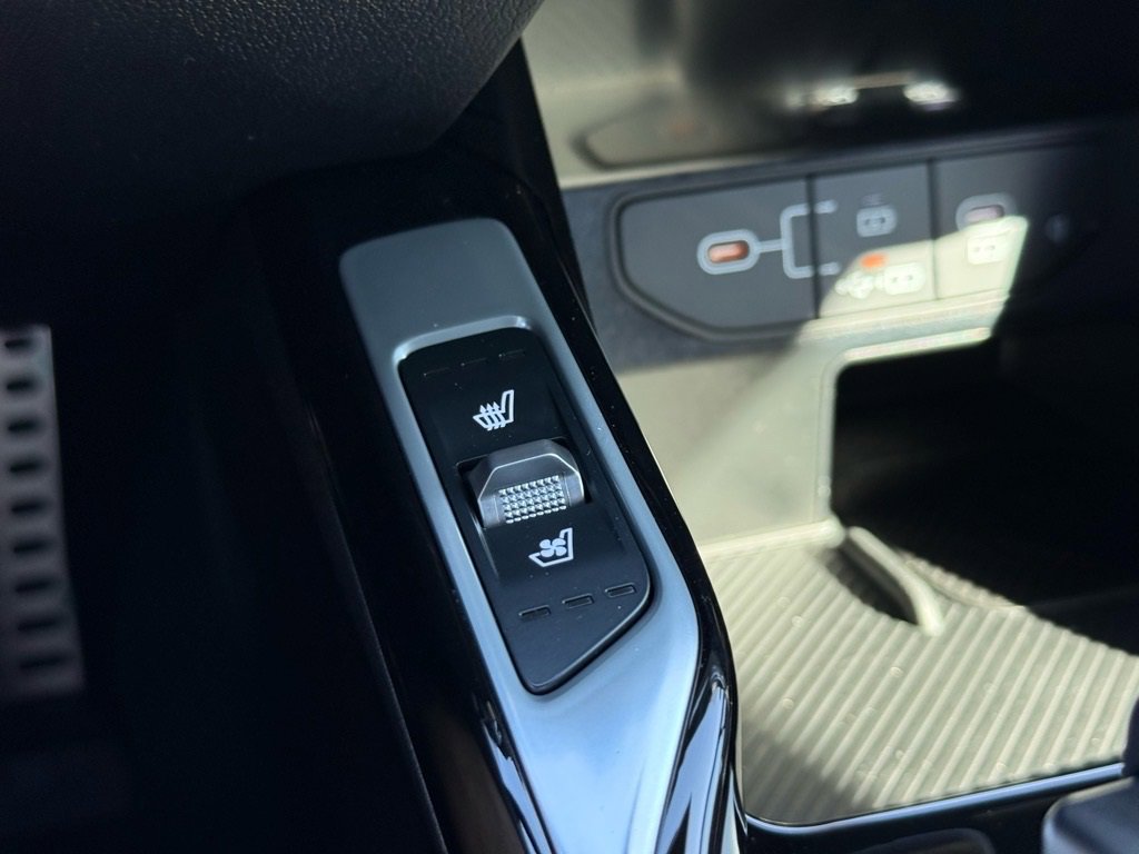 New 2026 Kia Sorento SX Prestige image 17