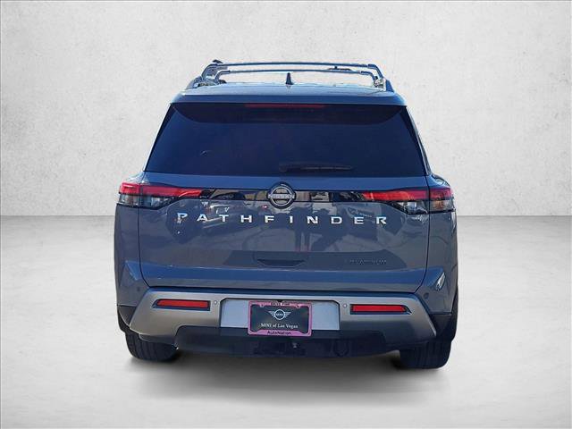 Used 2022 Nissan Pathfinder Platinum w/ Cargo Package image 7