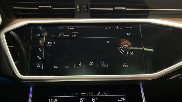 Used 2021 Audi A7 e Premium Plus w/ Executive Package image 37