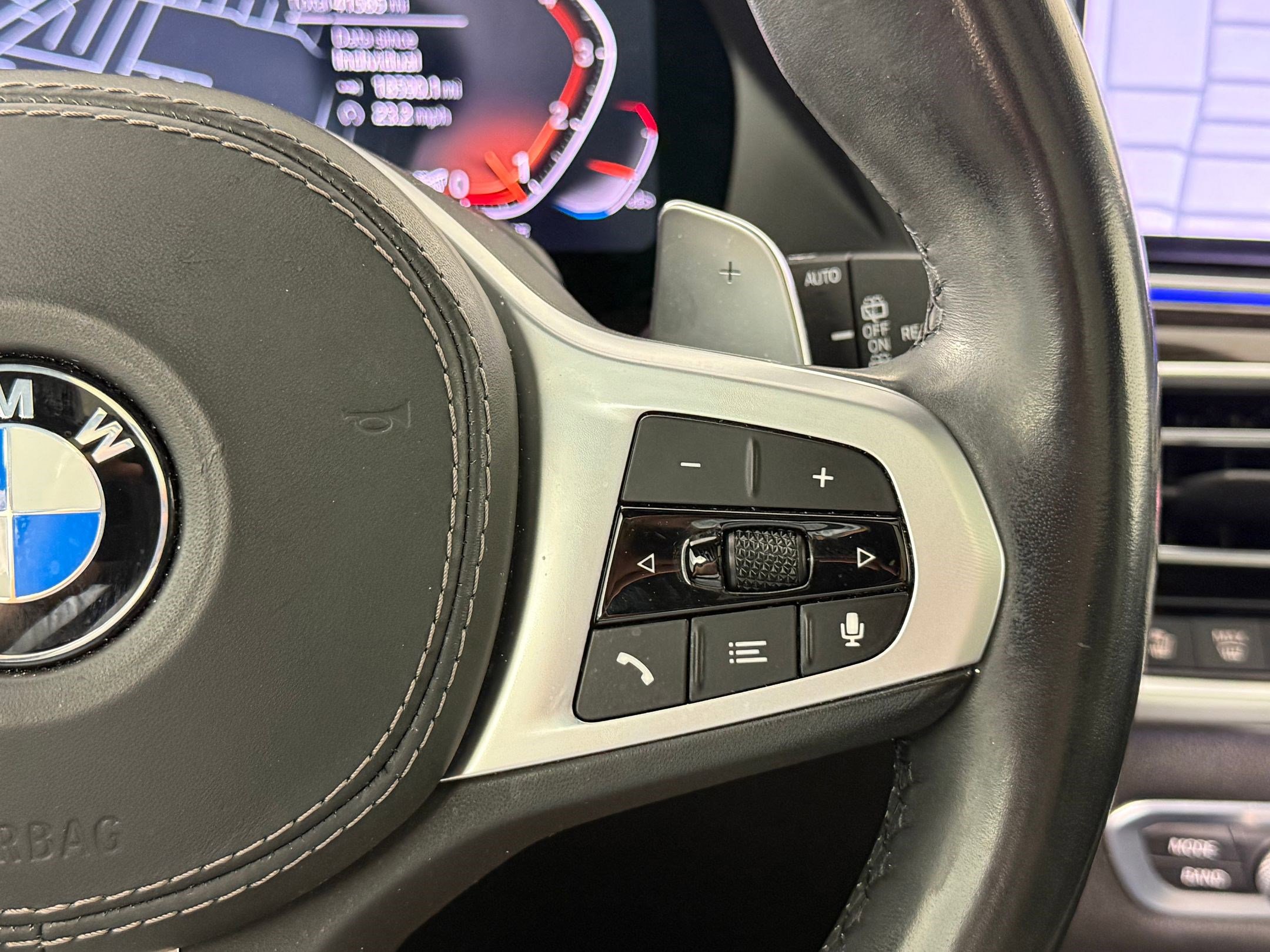 Used 2019 BMW X5 xDrive40i w/ M Sport Package image 23