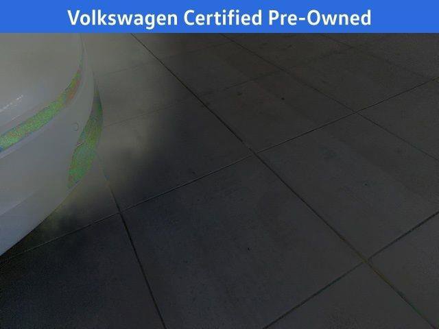 Certified 2023 Volkswagen Tiguan SE R-Line image 16