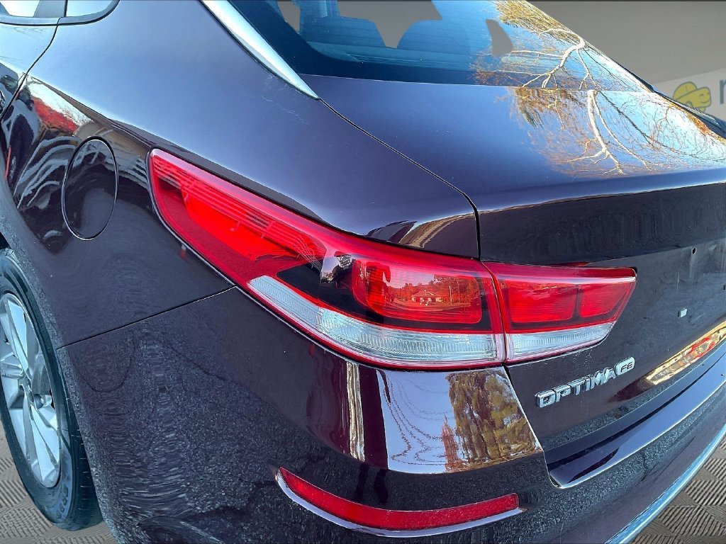 Used 2020 Kia Optima LX FWD image 30