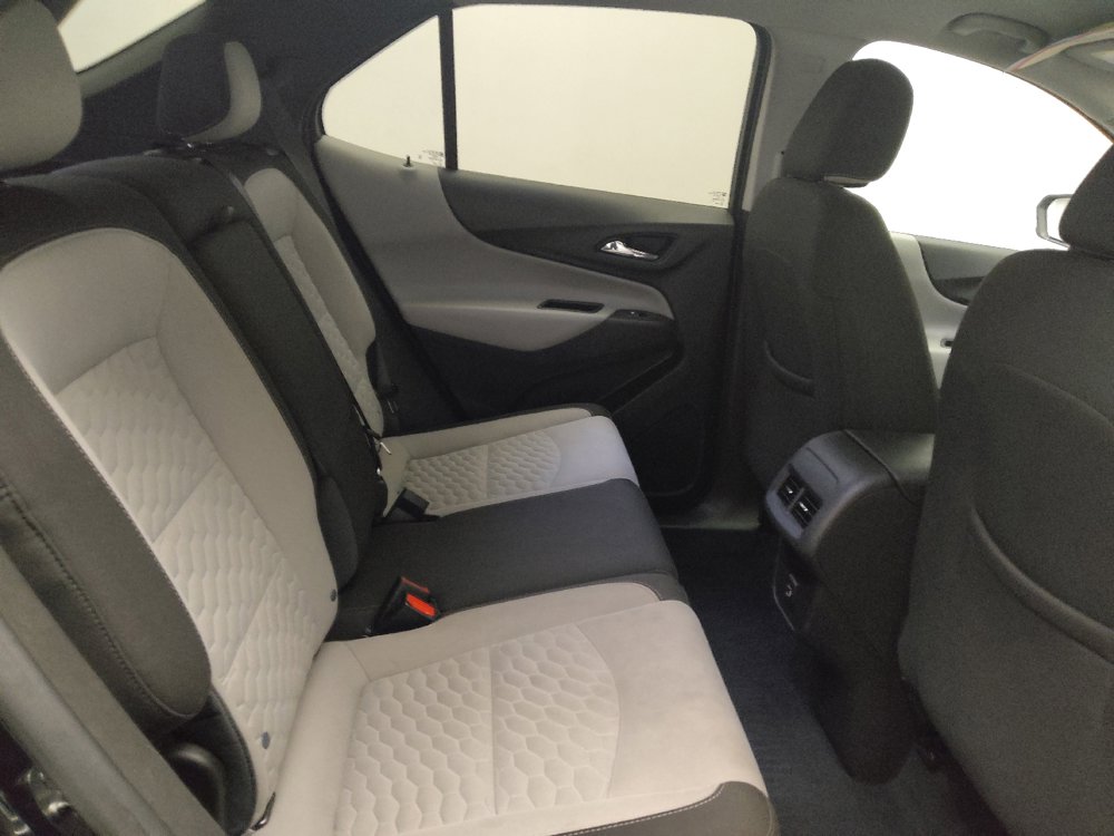Used 2021 Chevrolet Equinox LT FWD image 19