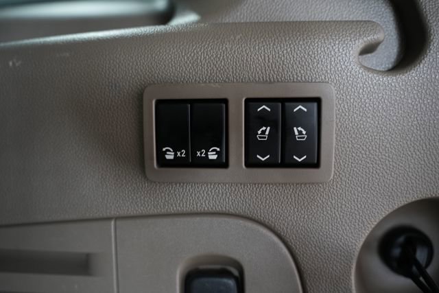 Used 2016 Chevrolet Suburban LTZ image 10