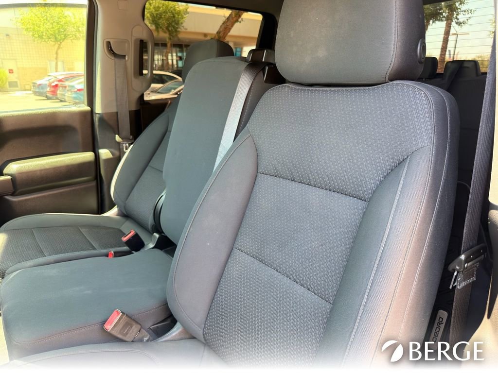Used 2020 Chevrolet Silverado 1500 Custom w/ Custom Value Package RWD image 13