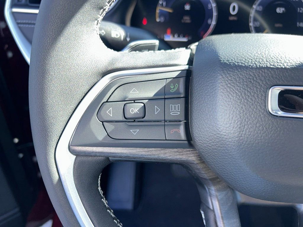 New 2025 Jeep Grand Cherokee L Limited w/ Black Appearance Package image 29