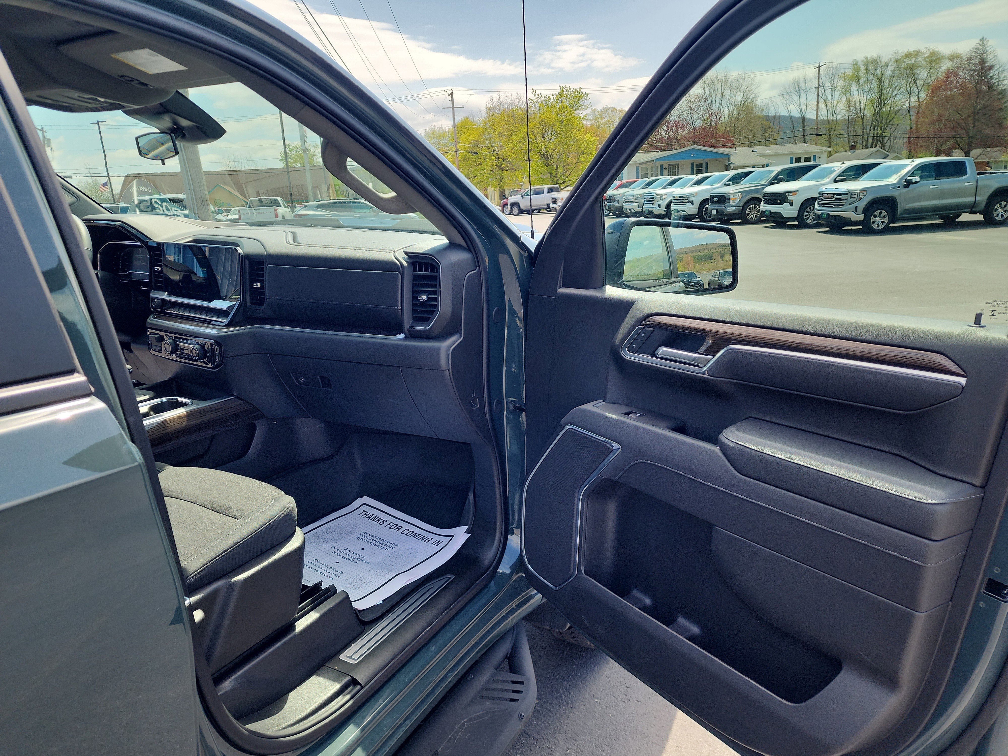 Certified 2025 Chevrolet Silverado 1500 LT Trail Boss w/ Protection Package AWD/4WD image 34