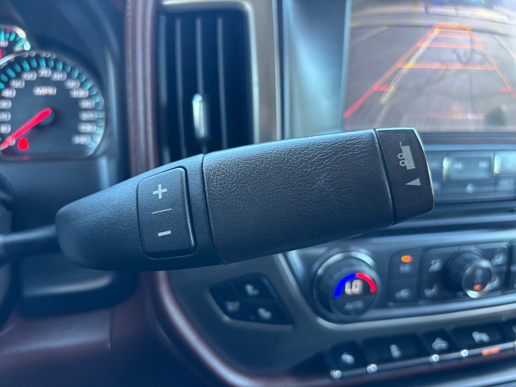 Used 2014 Chevrolet Silverado 1500 High Country w/ High Country Premium Package AWD/4WD image 35