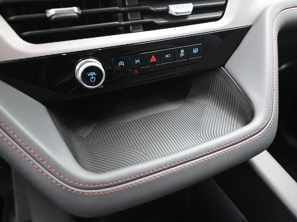 New 2026 Ford Explorer Active RWD image 16