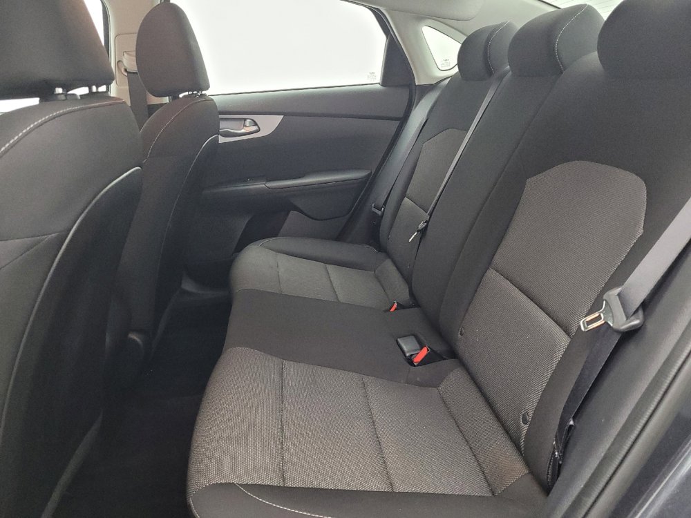Used 2022 Kia Forte LXS w/ LXS Technology Package image 18