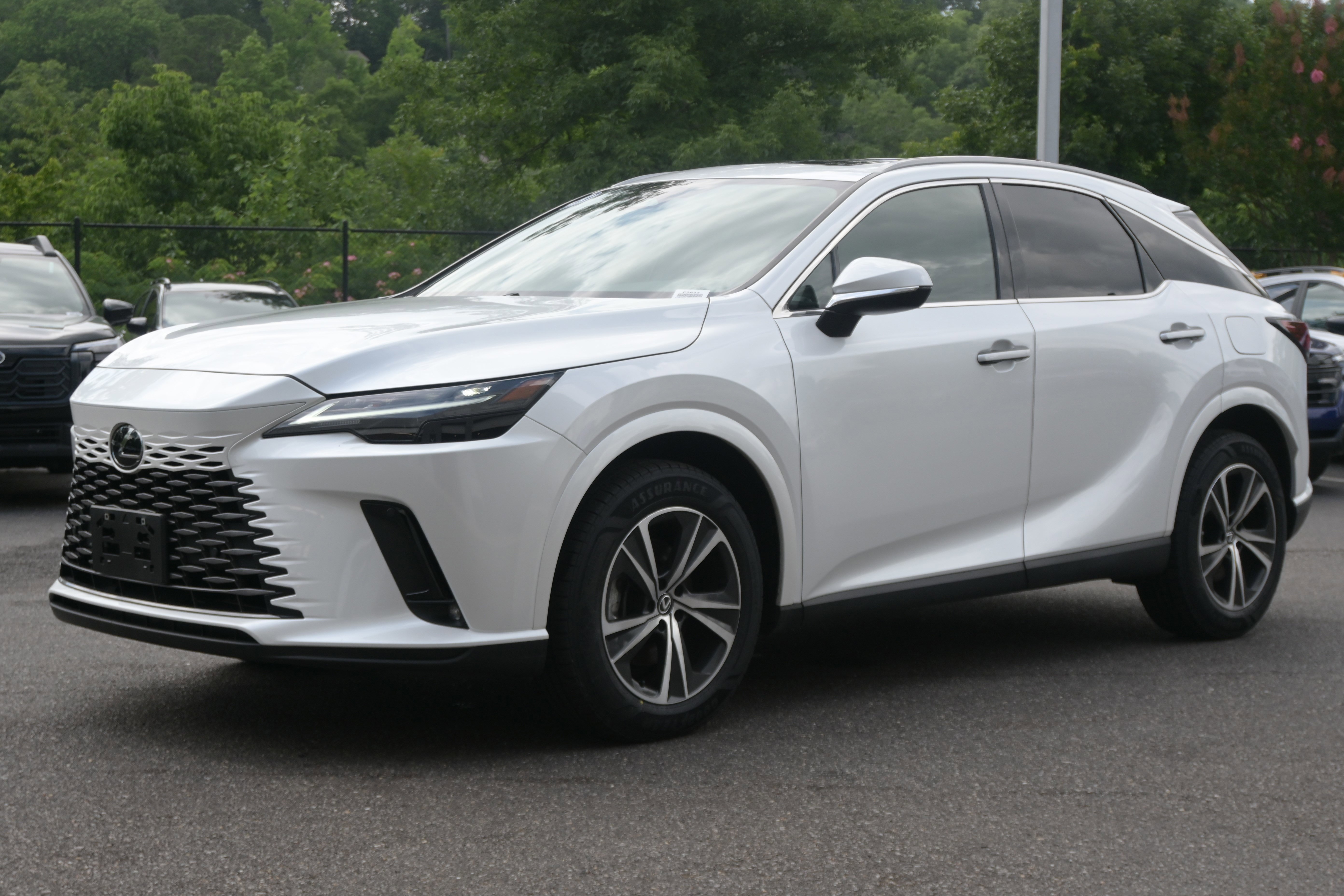 Used 2023 Lexus RX 350 Premium w/ Accessory Package AWD/4WD image 5