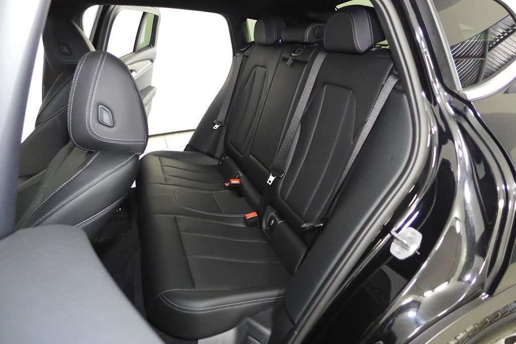 Used 2023 BMW X4 xDrive30i w/ Premium Package AWD/4WD image 21