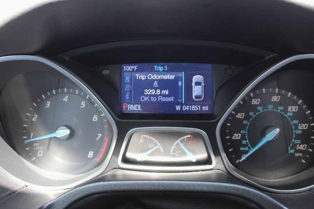Used 2014 Ford Focus SE w/ SE Sport Package FWD image 14