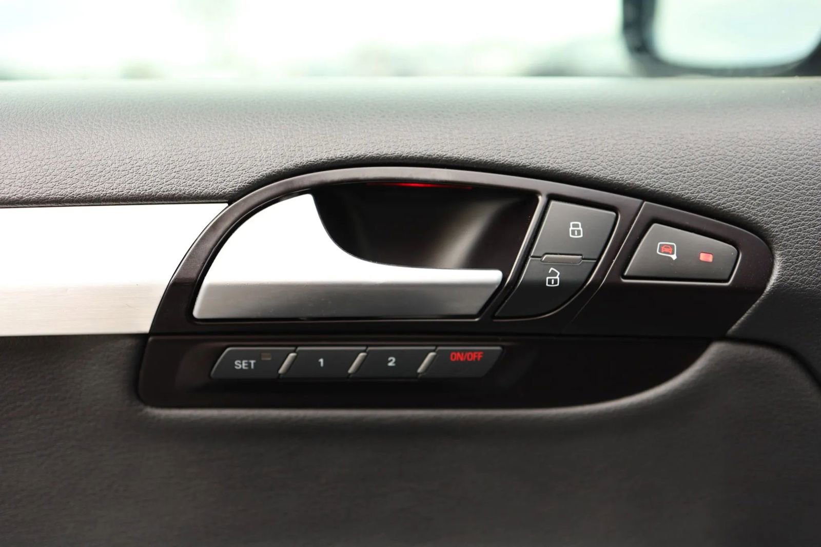 Used 2015 Audi Q7 3.0T S line Prestige image 11