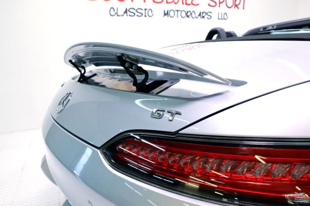 Used 2019 Mercedes-Benz AMG GT image 10
