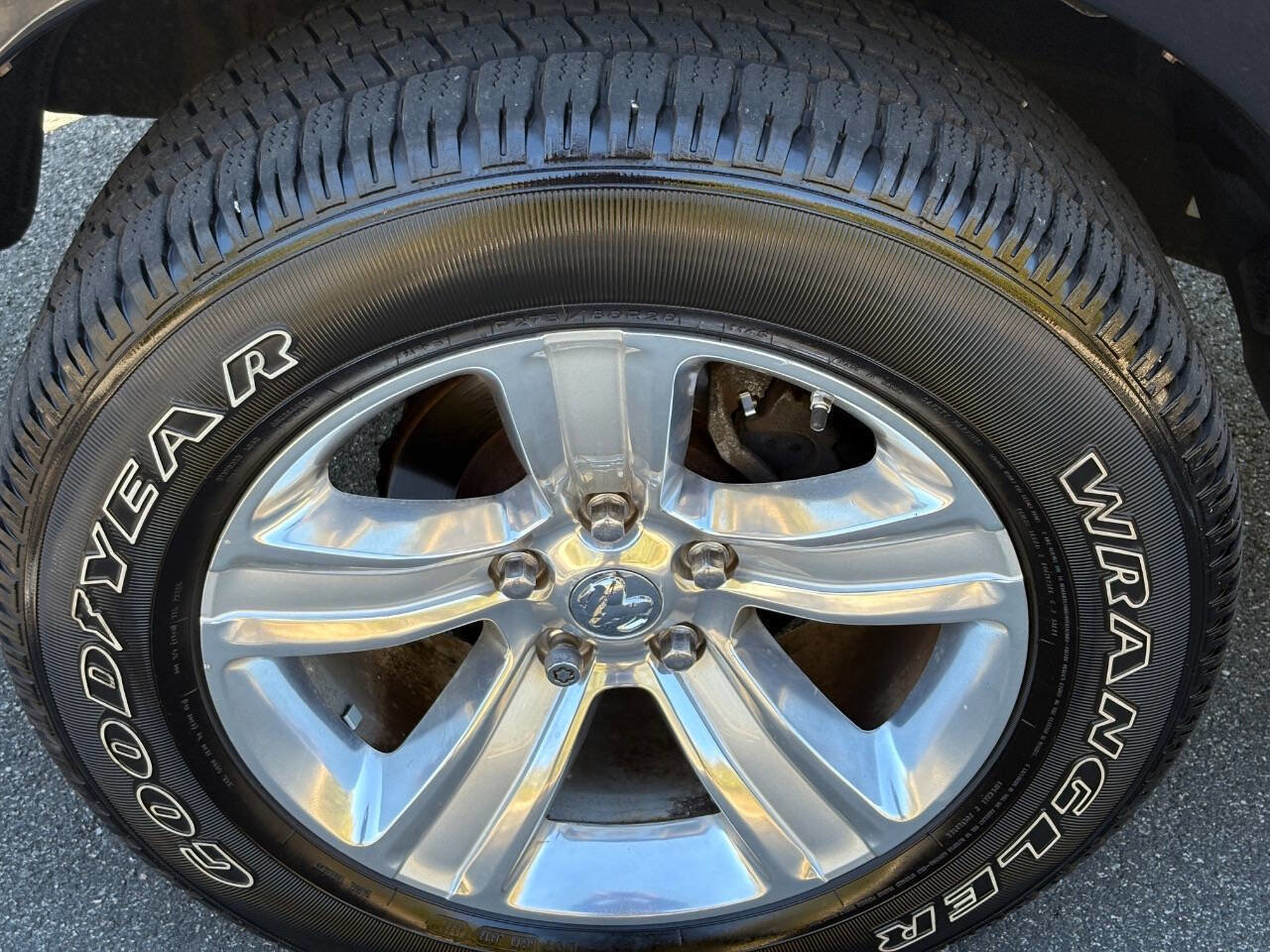 Used 2009 Dodge Ram 1500 Truck SLT image 16