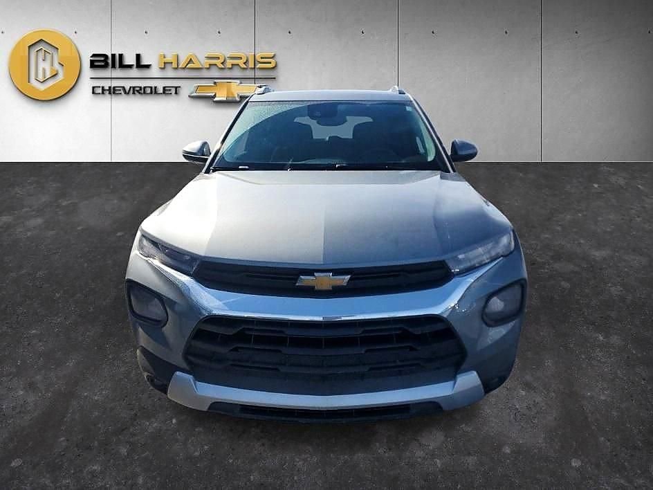 Used 2023 Chevrolet TrailBlazer LT image 3