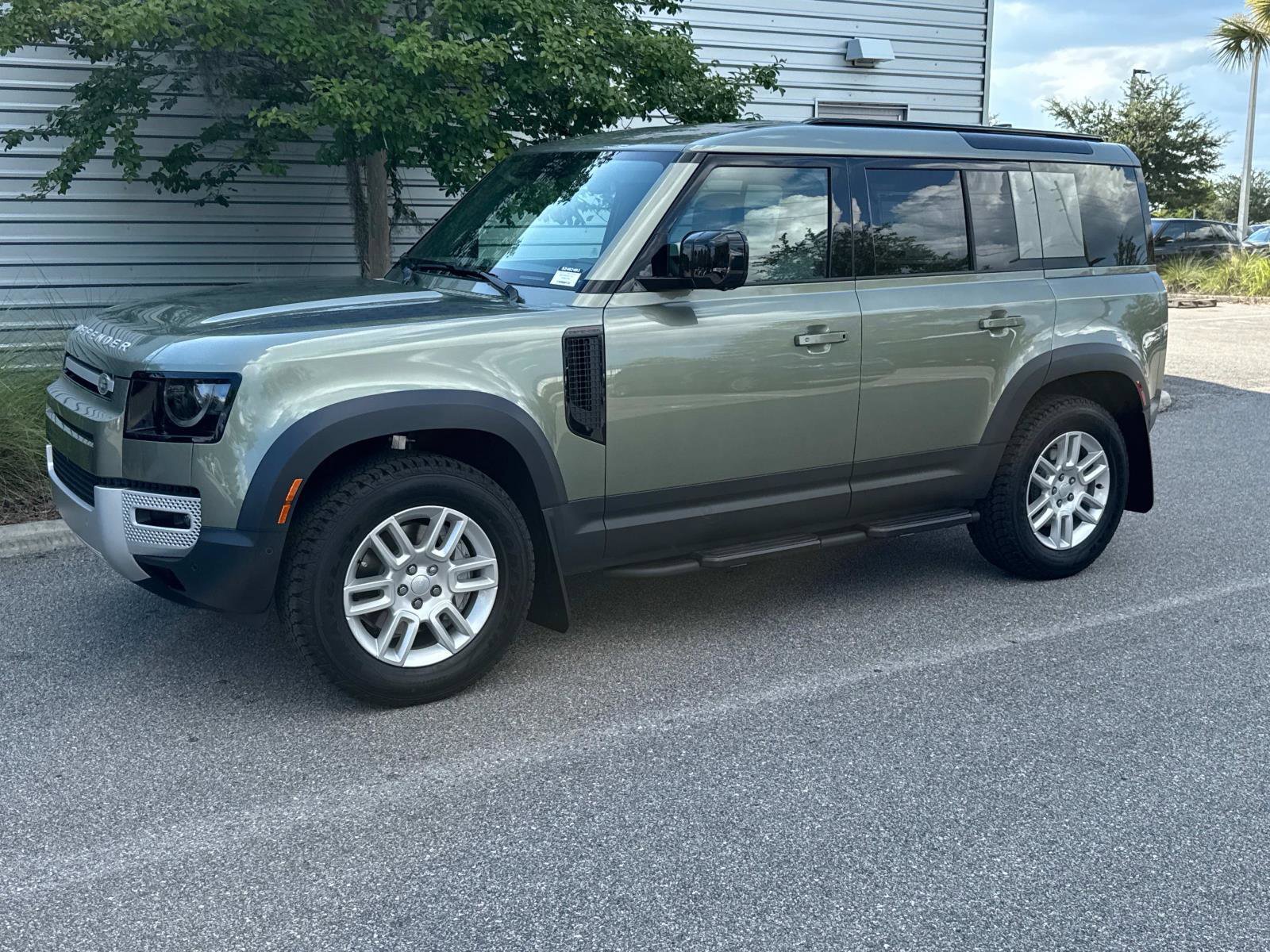 Certified 2025 Land Rover Defender 110 S AWD/4WD image 1