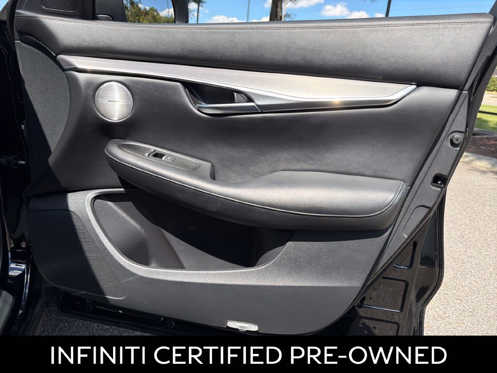 Certified 2023 INFINITI QX50 Luxe FWD image 32