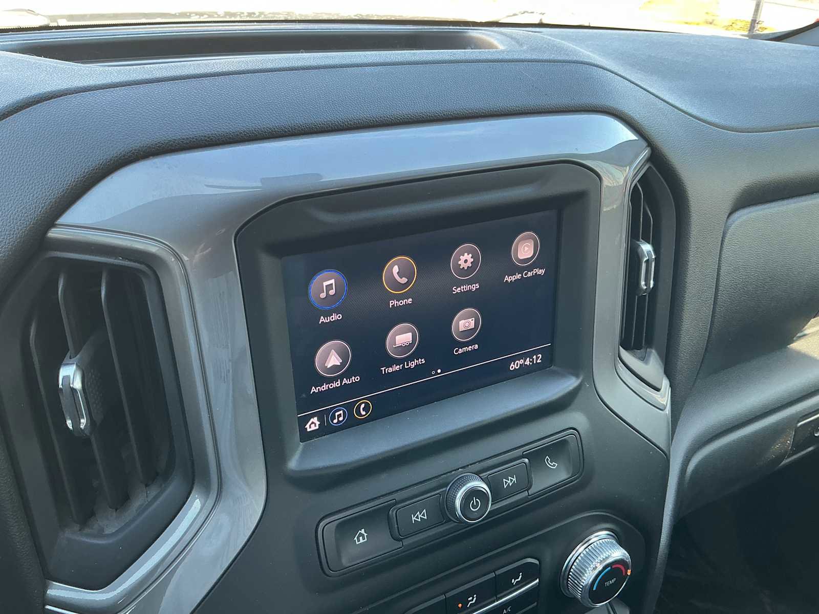 Used 2020 GMC Sierra 2500 4x4 Crew Cab w/ Gooseneck/5TH Wheel Package image 9