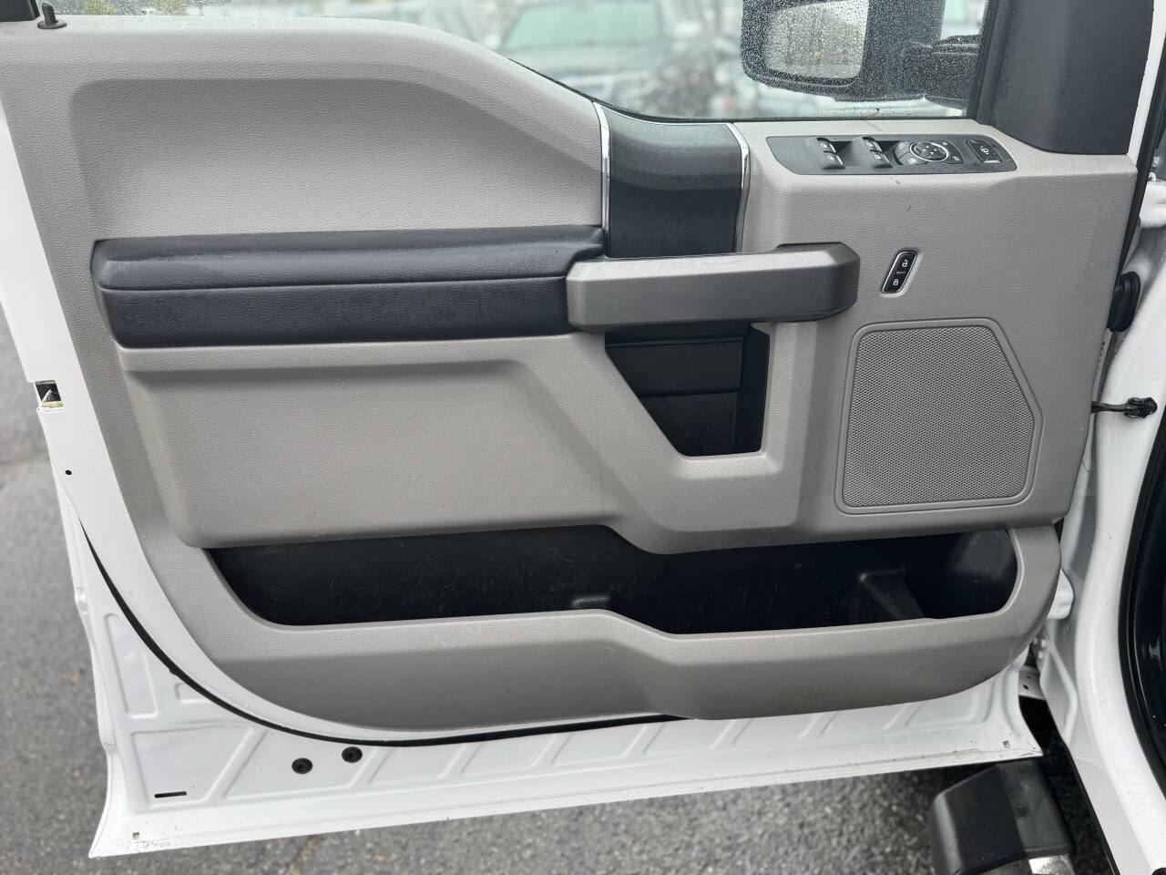 Used 2018 Ford F250 XLT w/ XLT Value Package AWD/4WD image 10