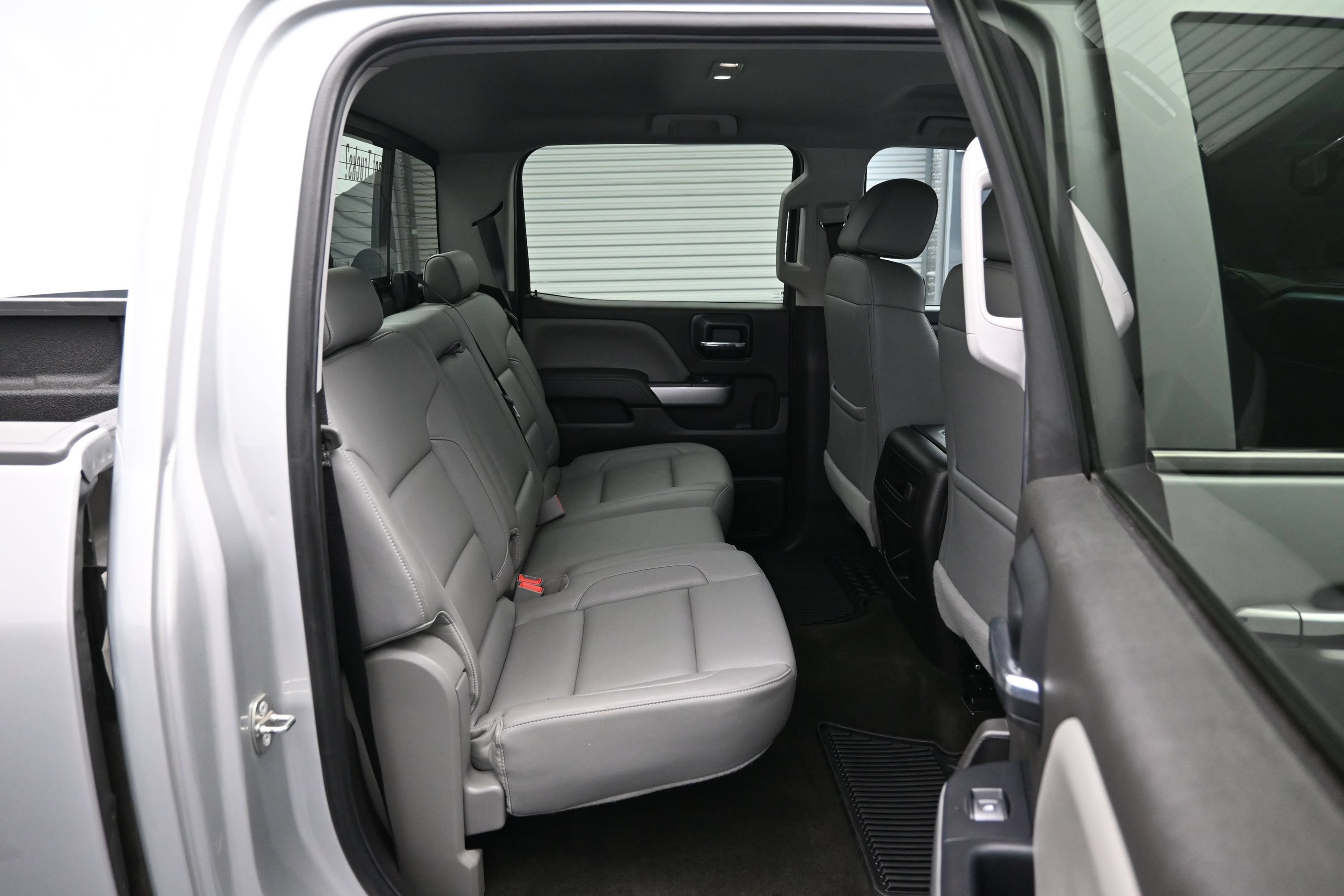 Used 2018 Chevrolet Silverado 1500 LTZ Z71 AWD/4WD image 12